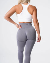 Load image into Gallery viewer, 2020 AliExpress Amazon Hot Style Snowflake Smiley Pants Jacquard Seamless Yoga Pants Fitness Cropped Pants Yoga