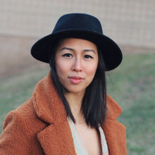 Load image into Gallery viewer, Gua Sha For Sleep & Emotional Health Workshop - Kai Yim - Pink Moon